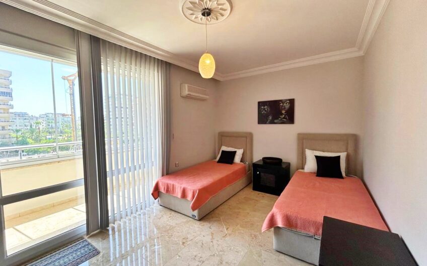 (Turkish) ALANYA MAHMUTLARDA SATILIK DENİZ MANZARALI LÜKS EŞYALI 3+1 DAİRE