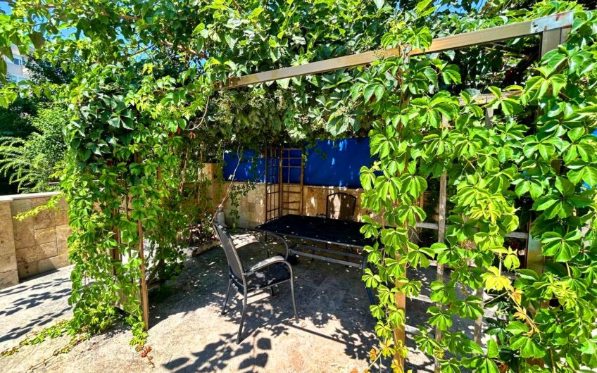 (Turkish) ALANYA MAHMUTLARDA SATILIK DENİZ MANZARALI LÜKS EŞYALI 3+1 DAİRE