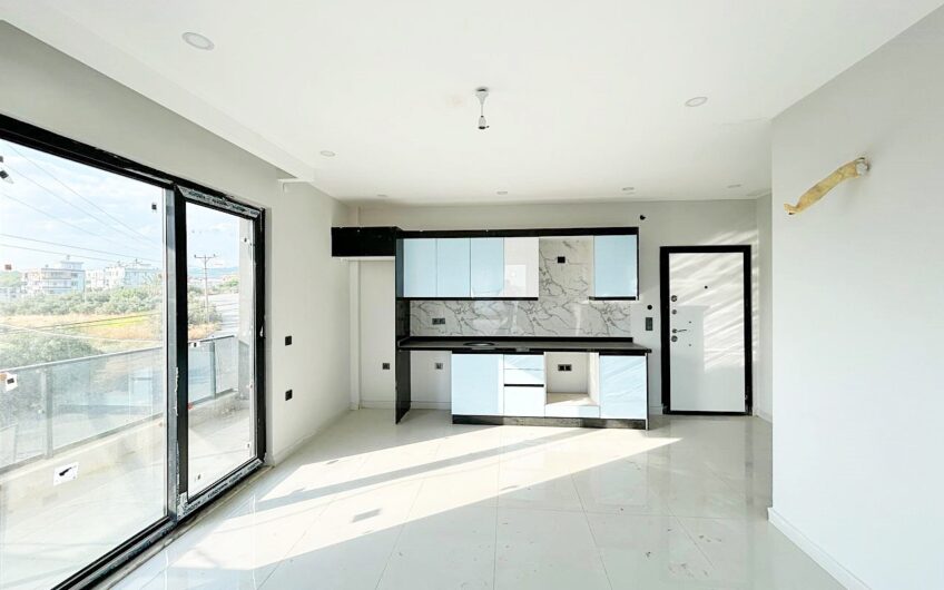 ALANYA PAYALLARDA SATILIK DENİZ MANZARALI SIFIR 1+1 DAİRE