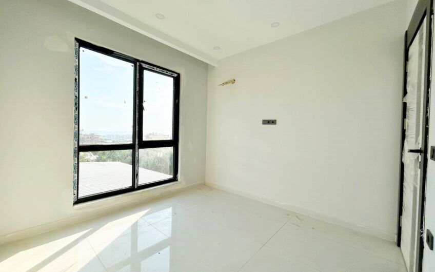 ALANYA PAYALLARDA SATILIK DENİZ MANZARALI SIFIR 1+1 DAİRE